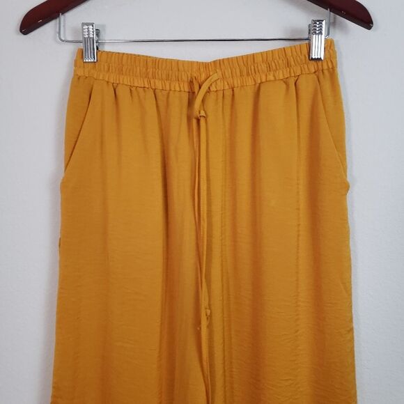 Forever 21 Women's Satin Wide Leg Pants Small Gold Pull On Flowy Lightweight - Picture 3 of 10